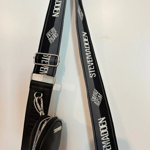 NWT- STEVE MADDEN Black Bjessi Crossbody Bag - Picture 16 of 16